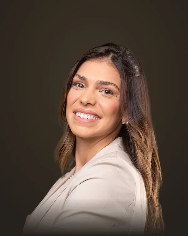 Retrato da Dra. Marcela Coelho, ginecologista